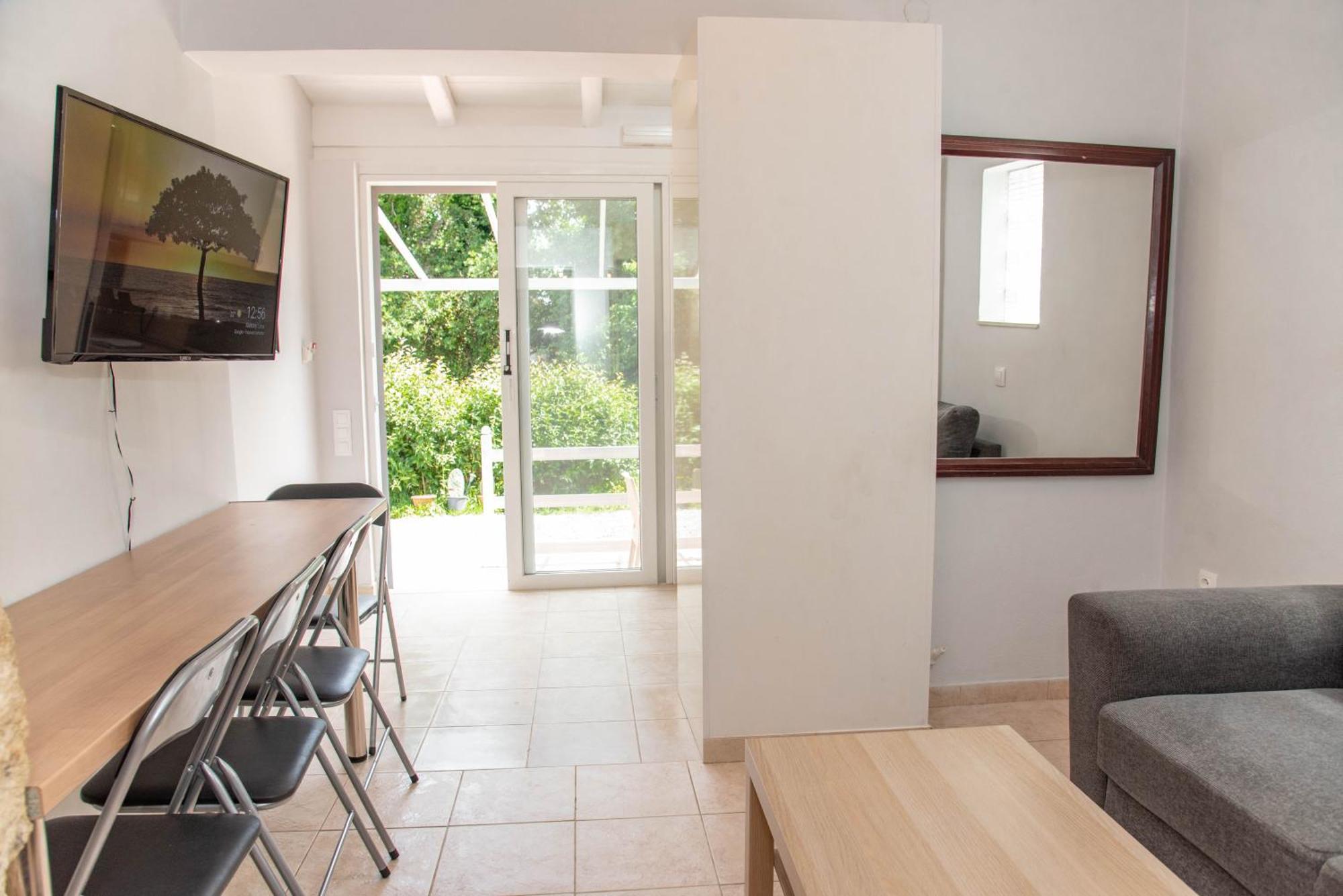 Gems Suites Corfu  Room photo